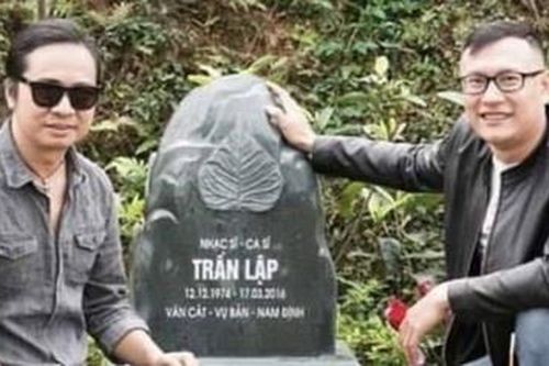 Ban nhạc Bức Tường viếng mộ cố nhạc sĩ Trần Lập