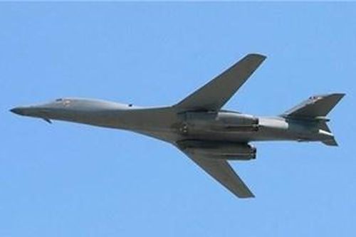 Không quân Mỹ cân nhắc cắt giảm quy mô máy bay ném bom B-1B Lancer