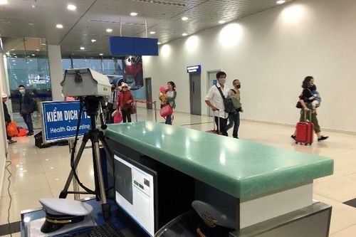 Phân loại, cách ly 181 hành khách trên chuyến bay từ Hàn Quốc về Hải Phòng