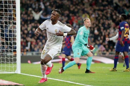 Quật ngã Barca, Real Madrid chiếm ngôi đầu La Liga