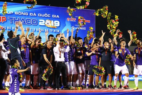 TP.HCM để Hà Nội ngược dòng giành Siêu cúp dù có Công Phượng tỏa sáng