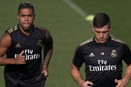 Real loại tân binh 60 triệu euro khỏi danh sách dự El Clasico