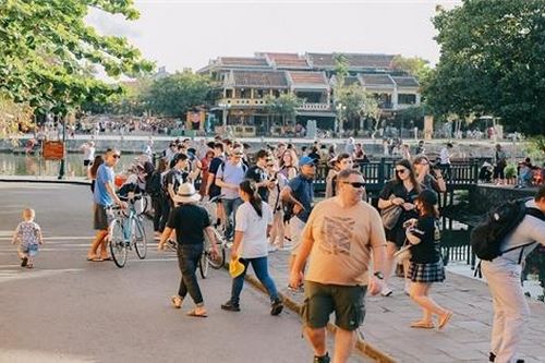 Hội An nhộn nhịp khách Âu giữa mùa dịch Covid-19