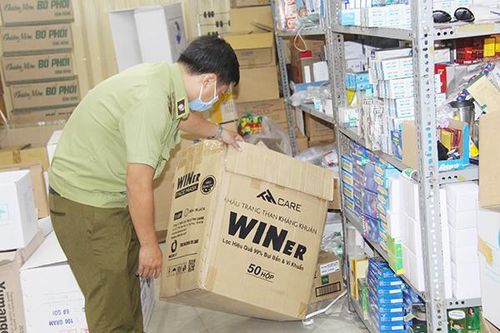 Phát hiện 46 trường hợp vi phạm trong kinh doanh khẩu trang y tế