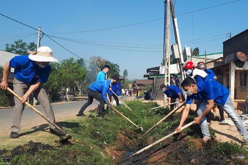 Tháng Thanh niên gắn với nhiệm vụ phòng, chống dịch bệnh Covid-19 và bảo vệ môi trường