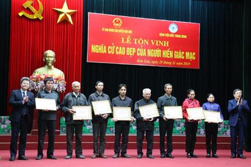 Văn Hải với phong trào đăng ký hiến tặng giác mạc