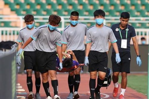 Công Phượng nổ súng, TP.HCM vẫn không có siêu cup