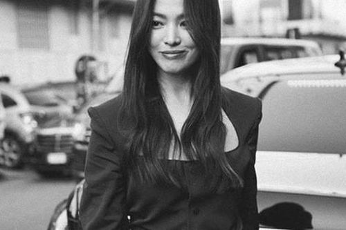Trở về Hàn Quốc từ Italia, Song Hye Kyo bị khán giả yêu cầu cách ly