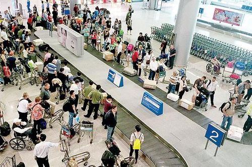 Trộm cắp 12,5 triệu đồng ở Vinh, bị 'tóm' ở Tân Sơn Nhất