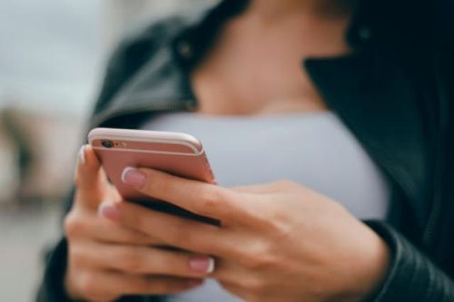 Mẫu iPhone bị khai tử vẫn vào top bán chạy