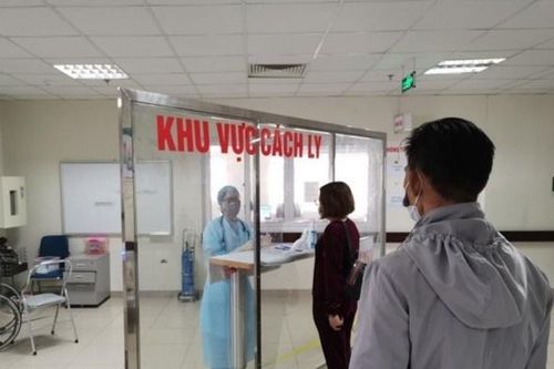 Việt Nam cách ly hơn 10.000 người có tiếp xúc gần, đi về từ vùng dịch
