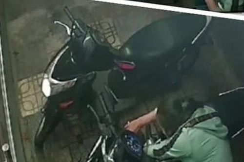 Hà Nội: Khởi tố 2 nữ 'đạo chích' chuyên trộm cắp, tiêu thụ xe máy điện