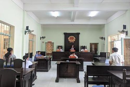 Phối hợp tổ chức phiên tòa rút kinh nghiệm tại huyện Chợ Mới