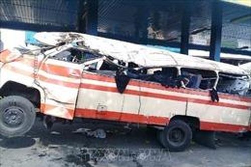 Xe buýt rơi xuống hẻm núi, ít nhất 25 người thiệt mạng