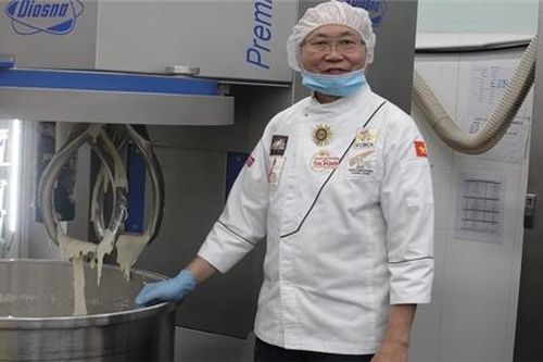 Vua bánh mì Kao Siêu Lực và cuộc giải cứu bất ngờ