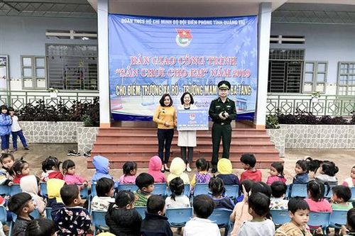 Tập thể điển hình trong học tập và làm theo Bác