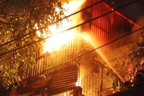 Điều tra nguyên nhân nữ sinh tử vong trong ngôi nhà bốc cháy