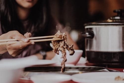 Sướng mồm khổ thân...