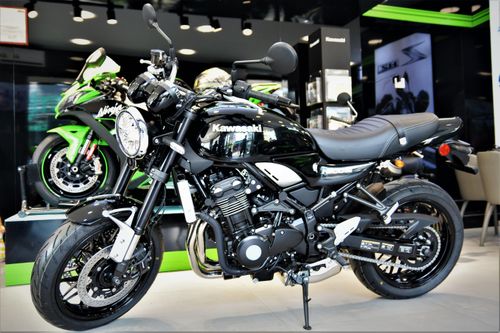 Chi tiết Kawasaki Z900RS tại VN - môtô hoài cổ giá 415 triệu