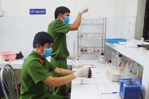 Viện kiểm sát giám định tư pháp là 'vừa đá bóng vừa thổi còi'