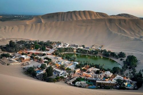 Thị trấn xanh lọt thỏm giữa lòng sa mạc ở Peru