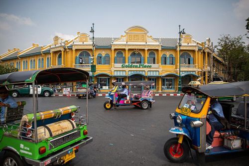 Doanh nhân Mỹ, hướng dẫn viên Thái khốn đốn vì Covid-19