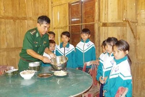 Hiệu quả lớn từ mô hình 'Con nuôi đồn biên phòng'