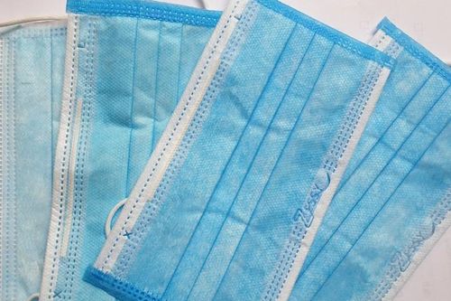 Đắng lòng chuyện thầy giáo 'bán khẩu trang giá cao'