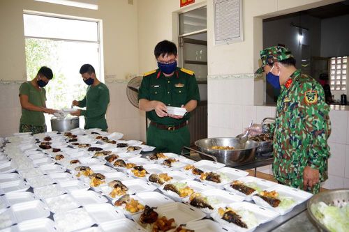 Bên trong khu cách ly 119 du học sinh về từ Hàn Quốc ở Khánh Hòa