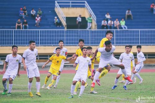 Tuyển thủ thay nhau ghi bàn, U19 SLNA thắng trận ra quân