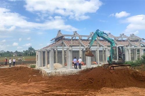 Đẩy nhanh tiến độ xây dựng Đền tưởng niệm Vua Hàm Nghi và các tướng sĩ Cần Vương