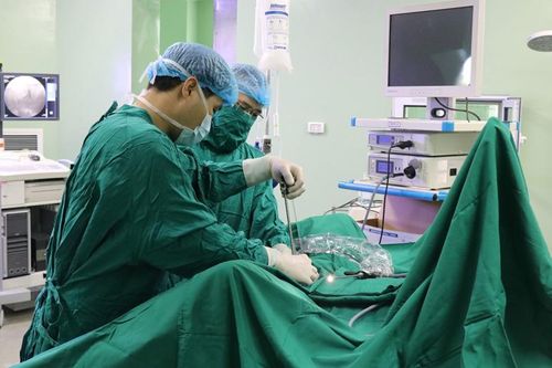 Áp dụng kỹ thuật mới trong điều trị hẹp niệu đạo