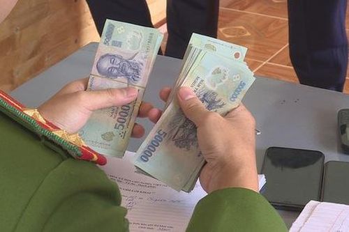 Phá đường dây cá độ bóng đá 250 tỷ đồng ở Đắk Lắk