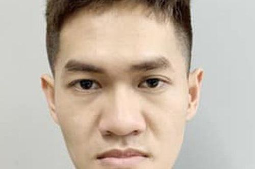 Tạm giữ nam thanh niên lợi dụng COVID-19 lừa bán khẩu trang