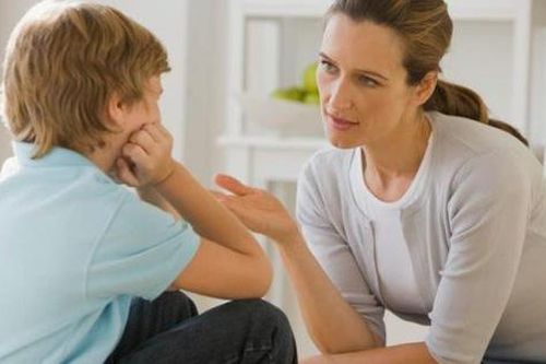 Những điều mẹ tưởng làm đúng lại phá hủy tương lai của trẻ