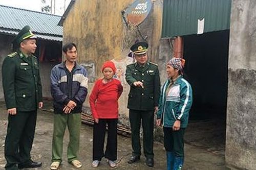 Những người lính '4 cùng' mang quân hàm xanh