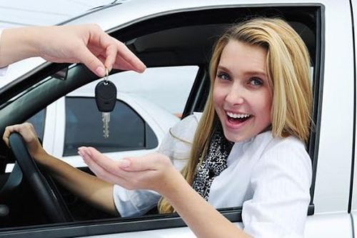 Những lý do nên học lái xe ô tô càng sớm càng tốt