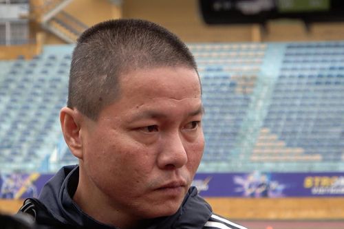 Đình Trọng khó ra sân trận mở màn V.League