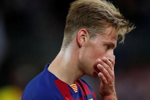 De Jong sai khi bỏ Juve để đến Barca