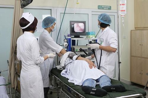 Quy định hành nghề khám chữa bệnh: Chưa bao phủ hết các đối tượng