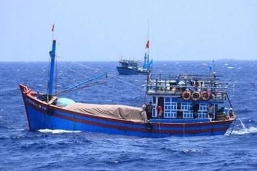 Tìm kiếm 5 thuyền viên Việt mất tích trong vụ cháy tàu cá ở Hàn Quốc