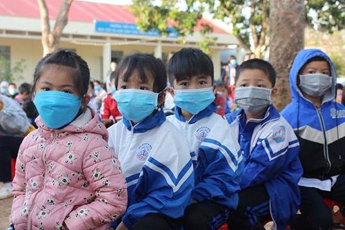 TP.HCM khảo sát ý kiến phụ huynh về việc đeo khẩu trang khi đi học