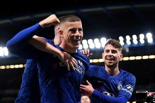 Thắng Liverpool, Chelsea lọt vào tứ kết Cúp FA