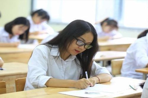 Tỷ lệ học sinh quay trở lại trường học đạt 98% trong ngày 3/3 sau nghỉ phòng Covid-19