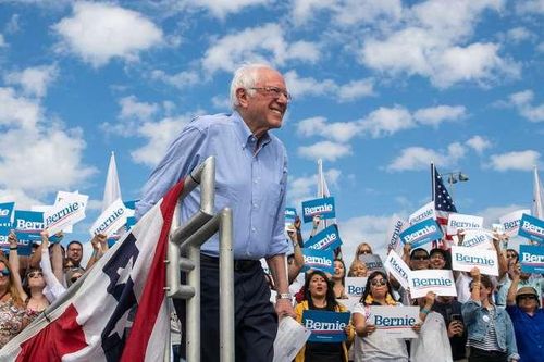 Siêu Thứ Ba bầu cử Mỹ: TNS Sanders giành chiến thắng tại bang quan trọng California