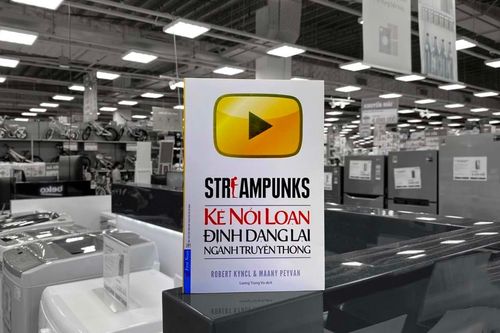 Giải mã cách những 'kẻ nổi loạn' dùng Youtube thay đổi ngành truyền thông