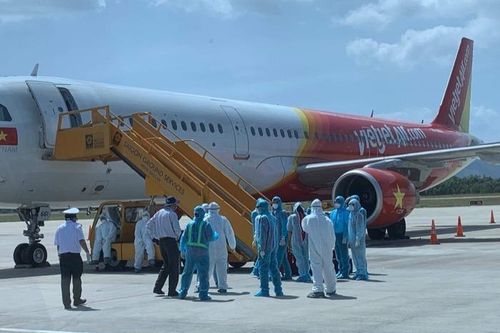 Đại dịch Corona 'đóng băng' ngành du lịch