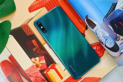 Nổi bật Huawei Enjoy 10e - Pin cực khủng và giá cực hời