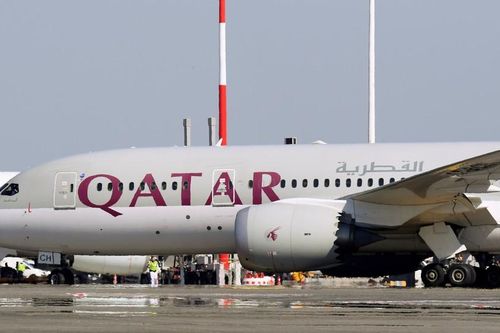 Hai máy bay đến Qatar suýt thành 'lá chắn sống' cho chiến đấu cơ của Israel