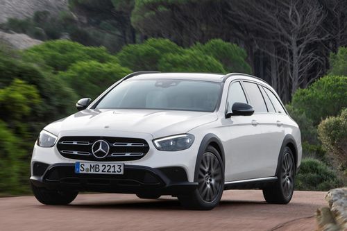 Mercedes-Benz ra mắt xe đa địa hình E-Class All-Terrain 2021